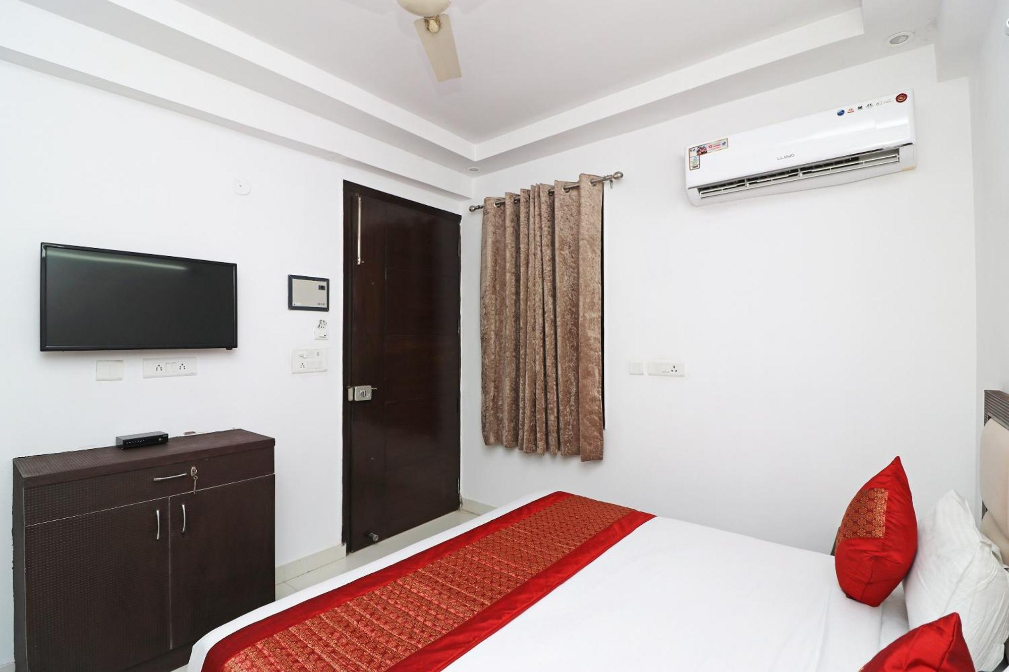 Hotel O Avalon Palace New Delhi Exterior photo